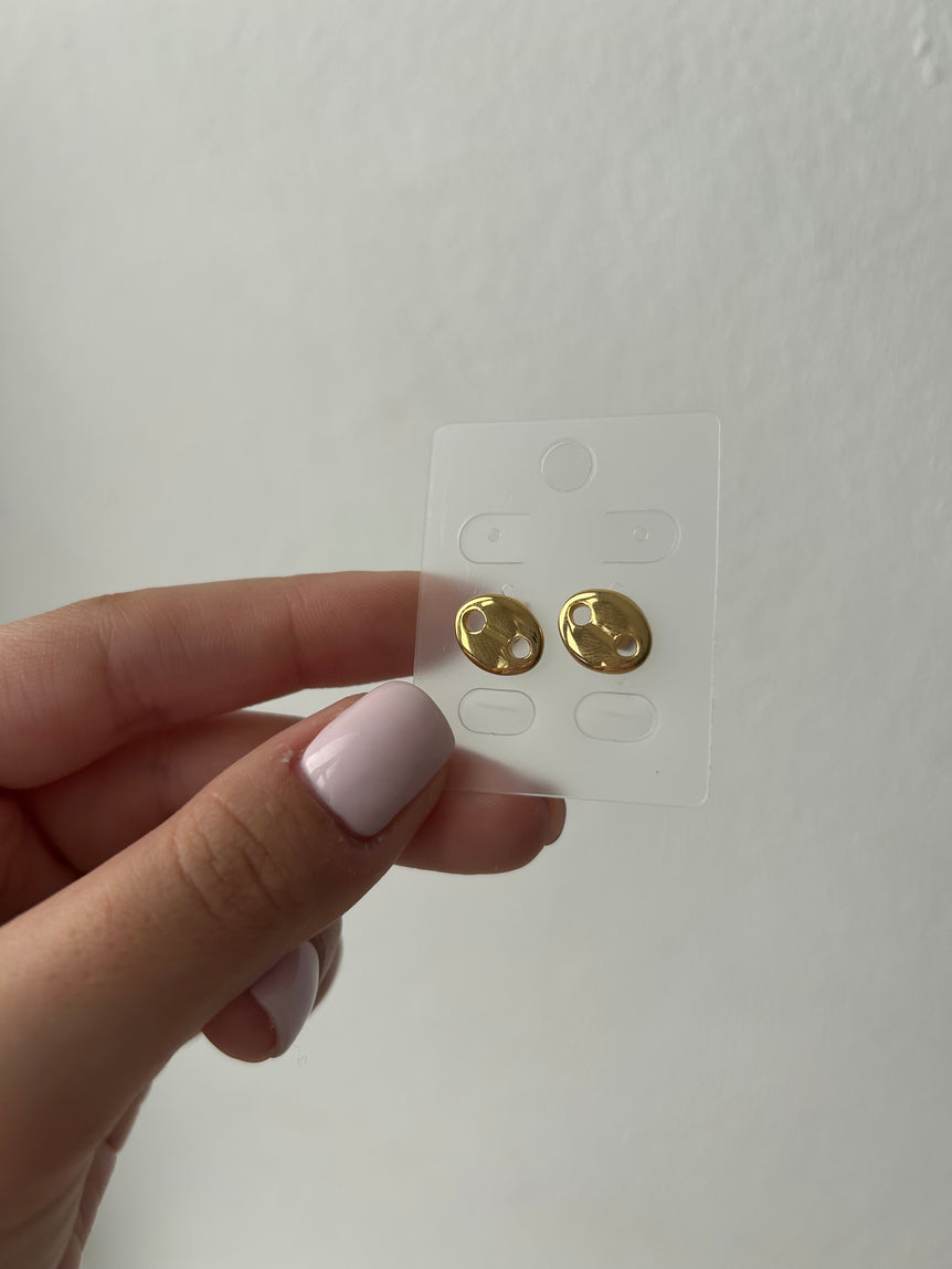 Gucci Gold Studs