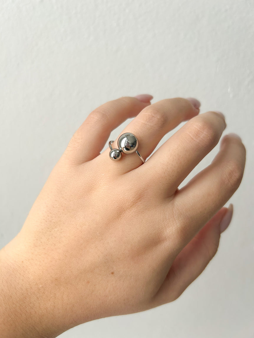 Silver Bead Ring